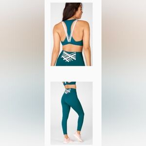 Fabletics set top:M bottom:S
